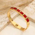 Bracciale in acciaio inossidabile dorato con pietre di zircone rosso rettangolari. - Zircone Rosso