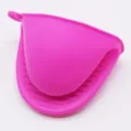 Hitzebeständige Silikon Topflappen für Mikrowelle Backen, dicke Ofenhandschuhe Küchenhelfer. - Dünner Stil / Fuchsia