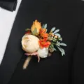 Oranje kunstbloem bosstijl bruiloft boutonniere voor pak lapel decoratie voor bruidegom heren. - Corsage stijl B