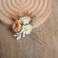 Bloemige U-vormige haarspeld met madeliefje en bessen, vintage bosstijl bruidshaaraccessoire. - Letter B