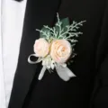 Elegante champagne roos boutonniere voor trouwpak accessoire, premium bruidegom bloem - Corsage / Licht Oranje