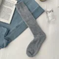 Calcetines largos de lana gris para mujer, calcetines altos gruesos de invierno. - Talla única / Gris claro
