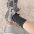 Calcetines de tubo medio transparentes grises con lunares, calcetines de modal para primavera. - Talla única / Gris oscuro
