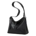 Borsa a spalla in vera pelle nera, borsa hobo morbida e minimalista con tracolla regolabile. - Nero