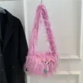 Suesses rosa fluffiges Monster Umhaengetasche mit Wackelaugen und langen Haaren im Winter. - Rosa-Lila