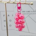 Acrylique AB couleur raisin porte-clés sac charme pendentif mignon rose fruit voiture clé - Raisins rose rouge