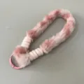 Lanière de téléphone en peluche imprimé léopard dragonne mignonne breloque sac anti-perte femmes - Dragonne en peluche rose + patch en tissu renforcé / Rose