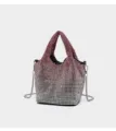 Magnifique sac seau en strass avec cristaux dégradés scintillants et chaîne métallique élégante. - Dégradé Rouge