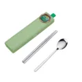 Tragbares Edelstahl Besteck Set für Schüler mit Aufbewahrungsbox und Frosch Design. - Grüner Frosch / Edelstahl Stäbchen + Löffel
