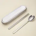 Tragbares Outdoor-Geschirrset aus reinem Titan mit Stäbchen Löffel und Metallbox - 2-teiliges Set aus reinem Titan mit Stäbchen und Löffel inkl. Box aus Edelstahl 304