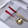 Set portatil de palillos y cuchara de acero inoxidable con caja de almacenamiento. - Juego Dorado y Rojo