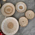 Round straw woven wall hanging basket, natural rattan decorative plate in multiple sizes. - Custom White Pattern 5-Piece Set