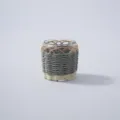 Handgefertigtes gewebtes Glas mit natürlichem Rattanhalter für Heimdekoration und Alltag. - 9*10cm (Inklusive Glas) / Grau