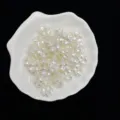 13mm quadrifoglio perlescente sfaccettato perle DIY braccialetto catena telefono ingrosso - Bianco avorio