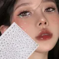 Brillante pegatina cara cristal 3D mini diamante gemas para decoración maquillaje ojos - Estilo Color Transparente / 16cmx12cmx1.5cm