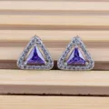 Orecchini a lobo con zircone viola a triangolo, gioielli geometrici in argento da donna. - Viola