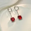 Kupfer eingelegte rote Zirkon Ohrhänger, elegante geometrische Damenschmuck Accessoires. - Rot Palladium Weiß
