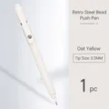Penna gel retrattile minimalista in giallo avena con punta a proiettile da 0,5 mm per scrittura. - Inchiostro Nero 0.5mm / Giallo avena