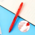 Penna gel cancellabile rossa con punta fine da 0,5 mm per una scrittura fluida e precisa. - Rosso