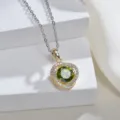 Elegante grüne Zirkon Kette mit glänzendem dreifachen Gold Anhänger an Silberkette. - Nur Anhänger (Ohne Kette) / Olivgrün