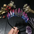Serre-tête couronne en cristal fait main avec quartz dégradé rose bleu et lune. - Rouge et bleu