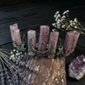 Kristall Quarz Tiara Haarreif mit Mond und Totenkopf Charms, ideal fuer gotisches Party-Styling. - Erdbeerquarz + Antik Bronze Krähe + Mond