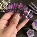 Diadema cristal natural corona luna negra diadema gótica Wicca accesorios para el cabello mujer accesorio - Alambre Negro Triple Luna (Diadema Luna Negra) / Violeta Claro