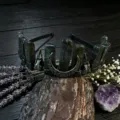 Natürlicher Kristall Kronen Haarreif Gothic Mondsichel Rabe Schädel Haarschmuck - Labradorit + Antik Bronze Krähe + Mond