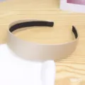 Cerchietto in satin beige da donna, fascia per capelli tinta unita larga antiscivolo, chic. - Stile Largo Tinta Unita(48#)
