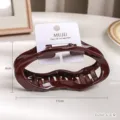 Élégante pince à cheveux marron foncé vague, grande barrette requin pour coiffure femme mode. - Nuage