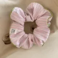 Süßes rosa gestreiftes Haargummi mit grünem Rand und Bärenetikett für stilvolle Alltagsfrisuren. - 1# Rosa