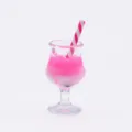 Miniatura 1:12 casa bambole cocktail bevanda modello ciondolo, supporto bevanda rosa. - Rosso rosa