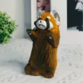 Statuetta di panda rosso in legno intagliato a mano decorazione da scrivania regalo camera. - Panda rosso