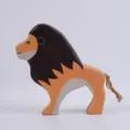 Statuetta di leone in legno intagliato a mano, grazioso soprammobile da scrivania per casa e ufficio. - Leone
