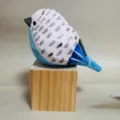Figurine d'oiseau en bois artisanale décoration de bureau DIY animal peint maison bureau artisanat - Perroquet blanc avec bloc de bois