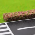 Miniatura parterre casa de muñecas tira de arbusto, decoración de planta verde. - Rosa rojo