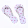 Mini infradito in legno per casa delle bambole, pois rosa, accessorio estivo da spiaggia. - Paio a pois rosa