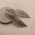 Pendentif feuille creuse bronze alliage de zinc accessoire bijoux DIY 93x29mm style vintage - Bronze Antique