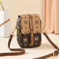 Gedruckte Handytasche, elegante kleine Damen Umhängetasche mit modischem Monogramm Design. - Großes M - M Klappe