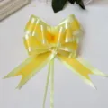 Gele decoratieve strik met gouden rand voor geschenkverpakking en trouwauto feestelijke decoratie. - 100 stuks verpakking / Geel Rechte Strip