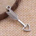 Vintage silver arrow heart pendant charm for DIY jewelry making, necklace bracelet accessory. - 1 Piece/Pack / Antique Silver