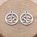 Silberner OM Symbol Anhänger DIY Schmuck Zubehör, runder religiöser Charm 21x17mm groß. - Antiksilber