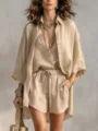 Vue détaillée de l'ensemble trois pièces décontracté d'été pour femmes, cardigan et short. - Abricot
