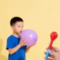 Lungenfunktion Trainingsballon Set für Kinder und Erwachsene, Atemtrainer Variante. - 5 Stk. Trainer + 5 Ballons Packung