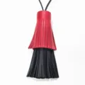 Zweifarbige Leder Quaste Tasche Anhänger rot schwarz schickes Accessoire stilvoller Handtaschen Anhänger - Schwarz und leuchtendes Rot
