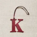 Charm de sac lettre K en cuir élégant accessoire de décoration pour sac à main de femme. - Bordeaux