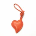 Oranger Leder Herz Taschenanhänger Anhänger mit Schlaufe Knoten süßes Accessoire für Handtaschen - Orange
