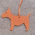 Porte-clefs en cuir orange pour sac mignon chien terrier pendentif accessoire mode - Orange