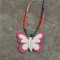 Mini dije de bolso de mariposa con cordón de pañuelo de seda colorido, accesorio de moda. - Blanco Y Rosa Roja