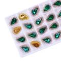 Strass in vetro a forma di goccia da cucire accessori DIY per scarpe abbigliamento artigianato - 50 Pezzi/Confezione / Verde Pavone